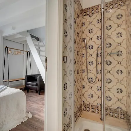 Hébergement de vacances Bairro Alto Town House Sleeps 14 With Air Con And Wifi *